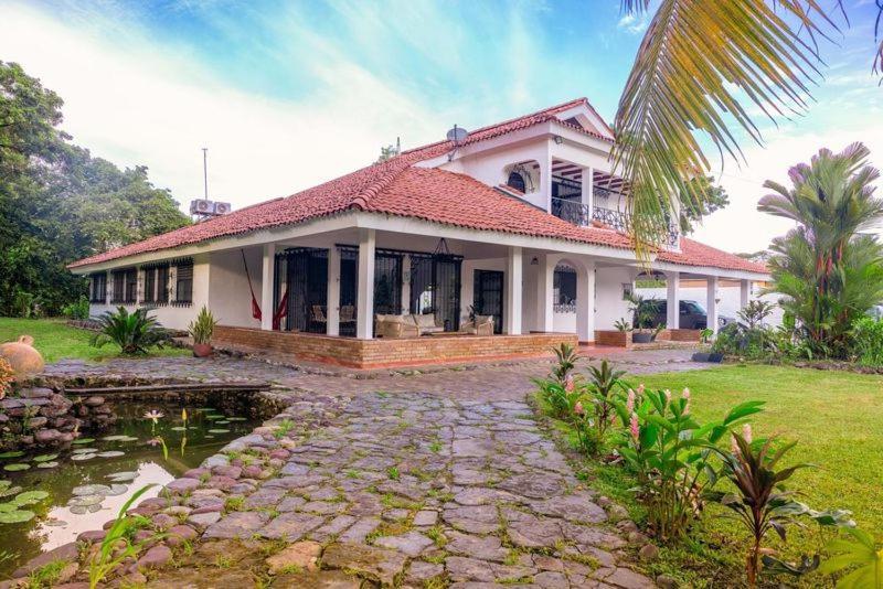 Bavaria Doral House Villavicencio מראה חיצוני תמונה